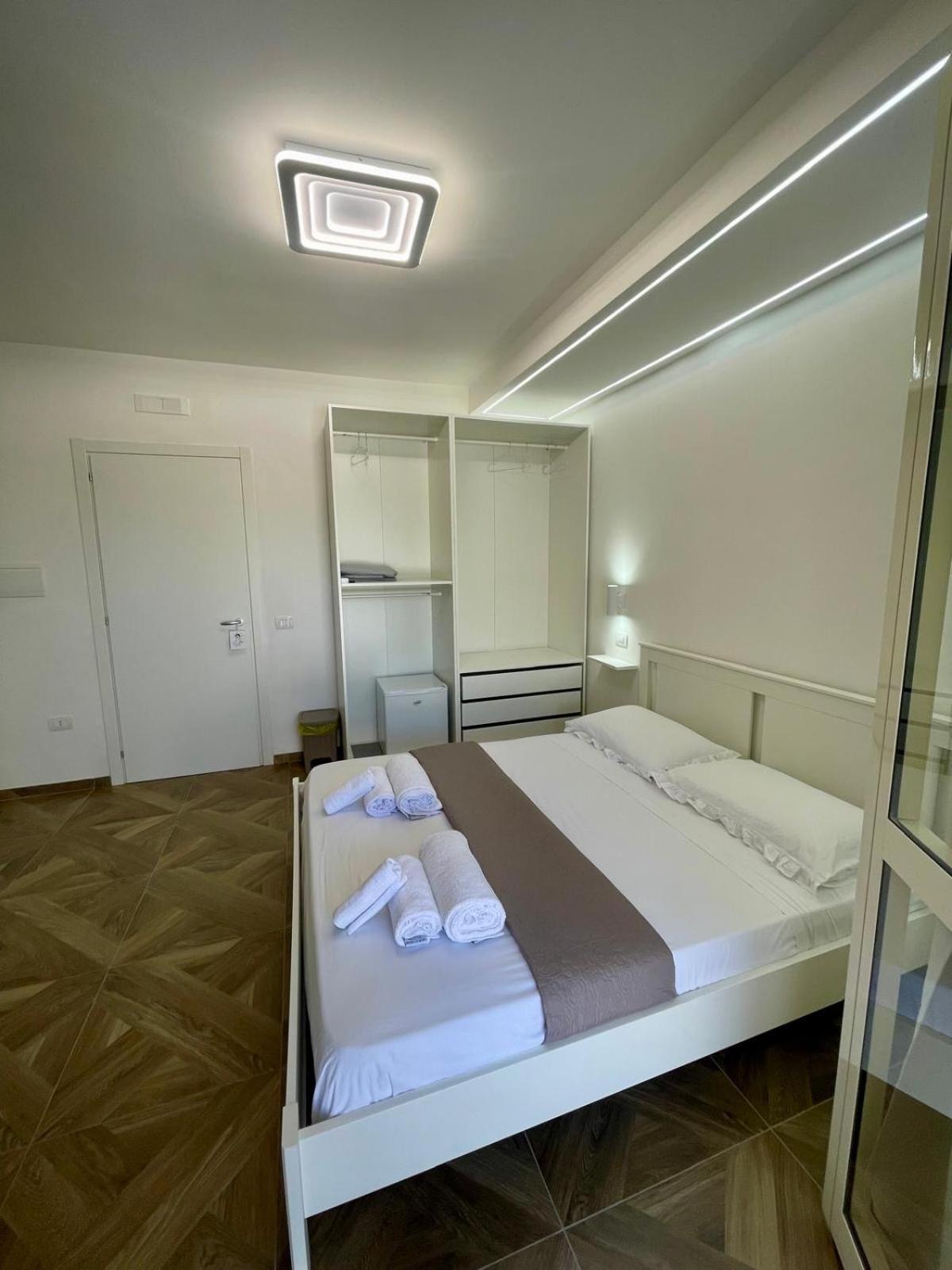 Room 24 Martinsicuro Buitenkant foto
